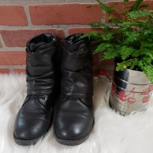 Kadi maya woman booties